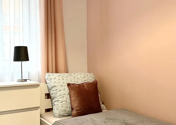 Beautiful - Waly Chrobrego שצ'צ'ין